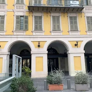 Garibaldi 11 Apartment